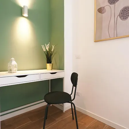 Appartamento Primopiano - Russo Milano